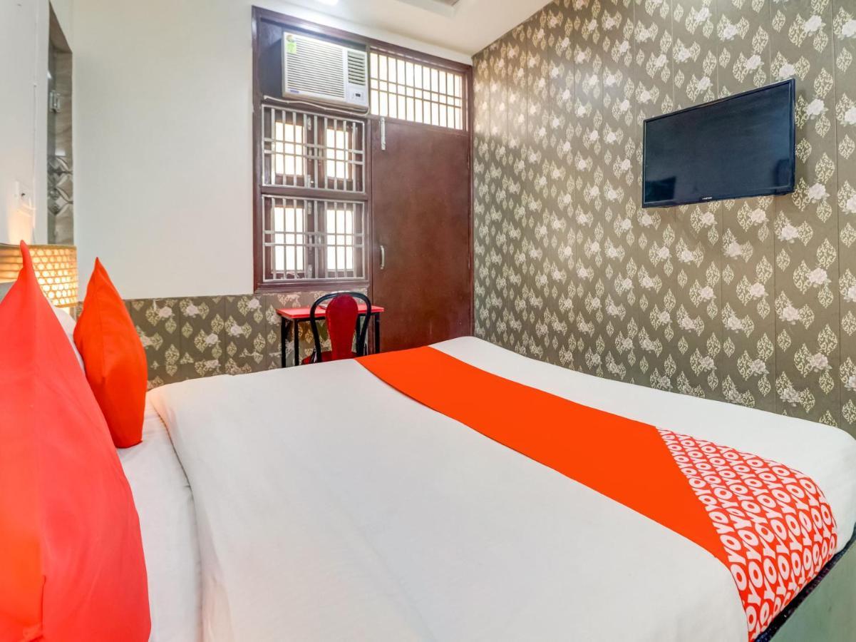 Oyo 74060 Taj Residency Hotell New Delhi Exteriör bild