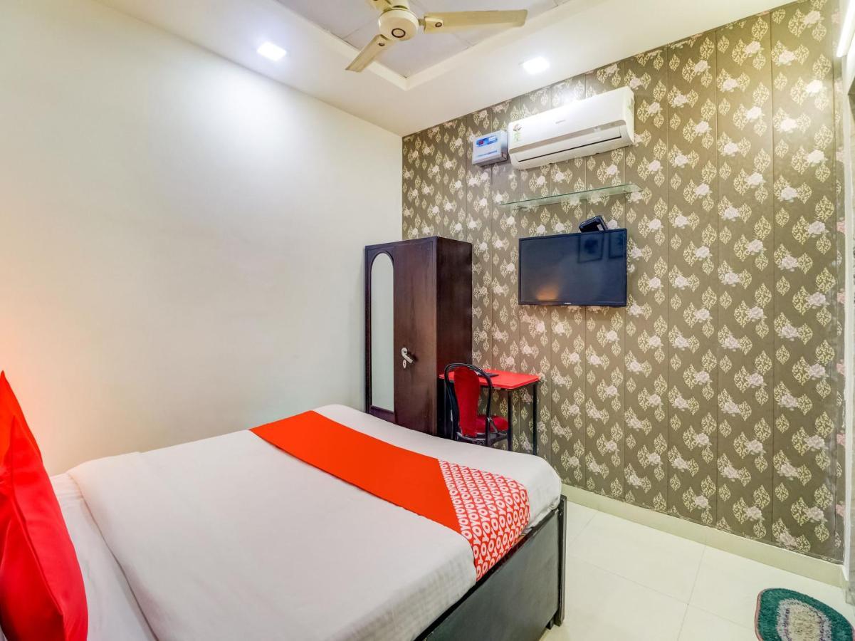 Oyo 74060 Taj Residency Hotell New Delhi Exteriör bild